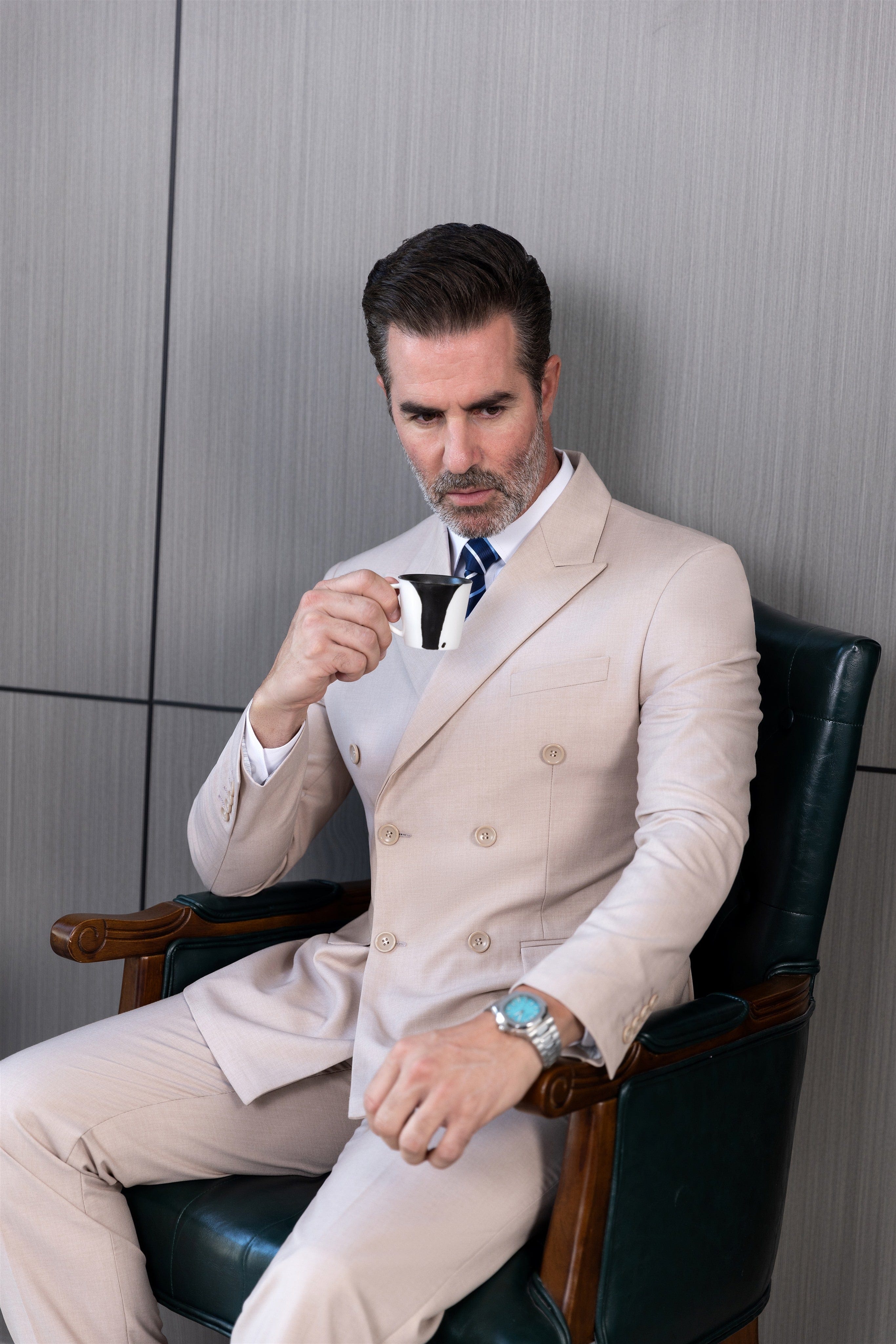 ceehuteey 2 Pieces Men's Regular Peak Lapel Solid suit (Blazer+Pants)