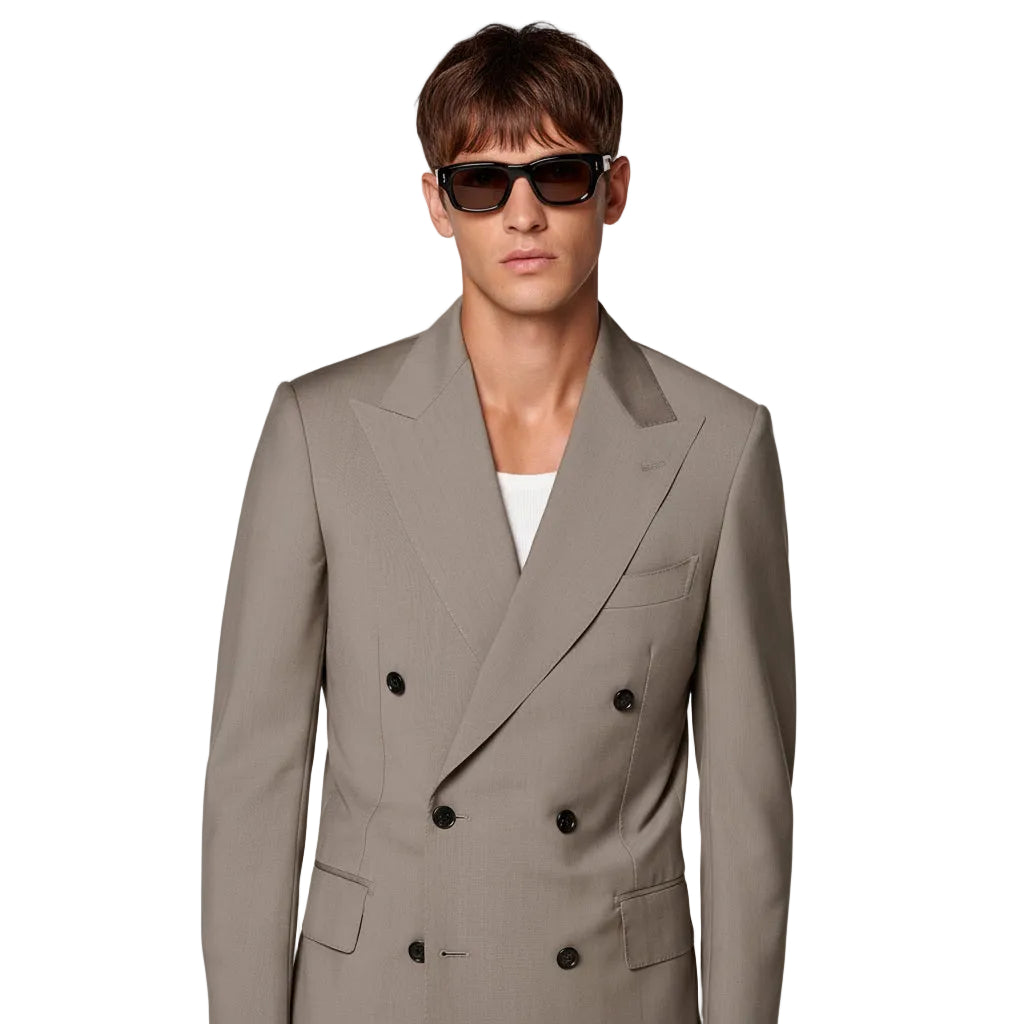 ceehuteey Men's 2 Pieces Double Breasted Peak lapel Multiple occasions Mens Suit (Blazer+Pants)