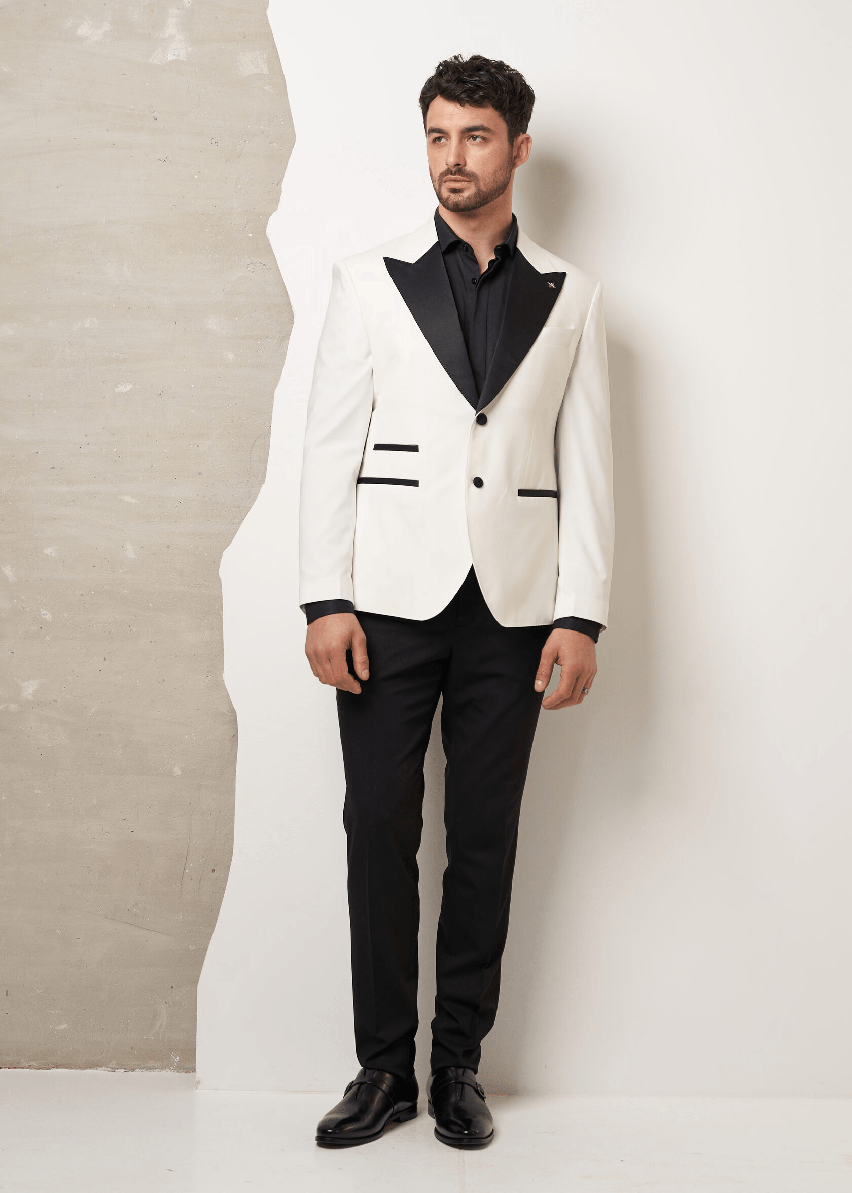 ceehuteey Men's 2 Pieces Handsome Fashion Peak lapel Tuxedos Mens Suit For Wedding Party (Blazer+Pants)