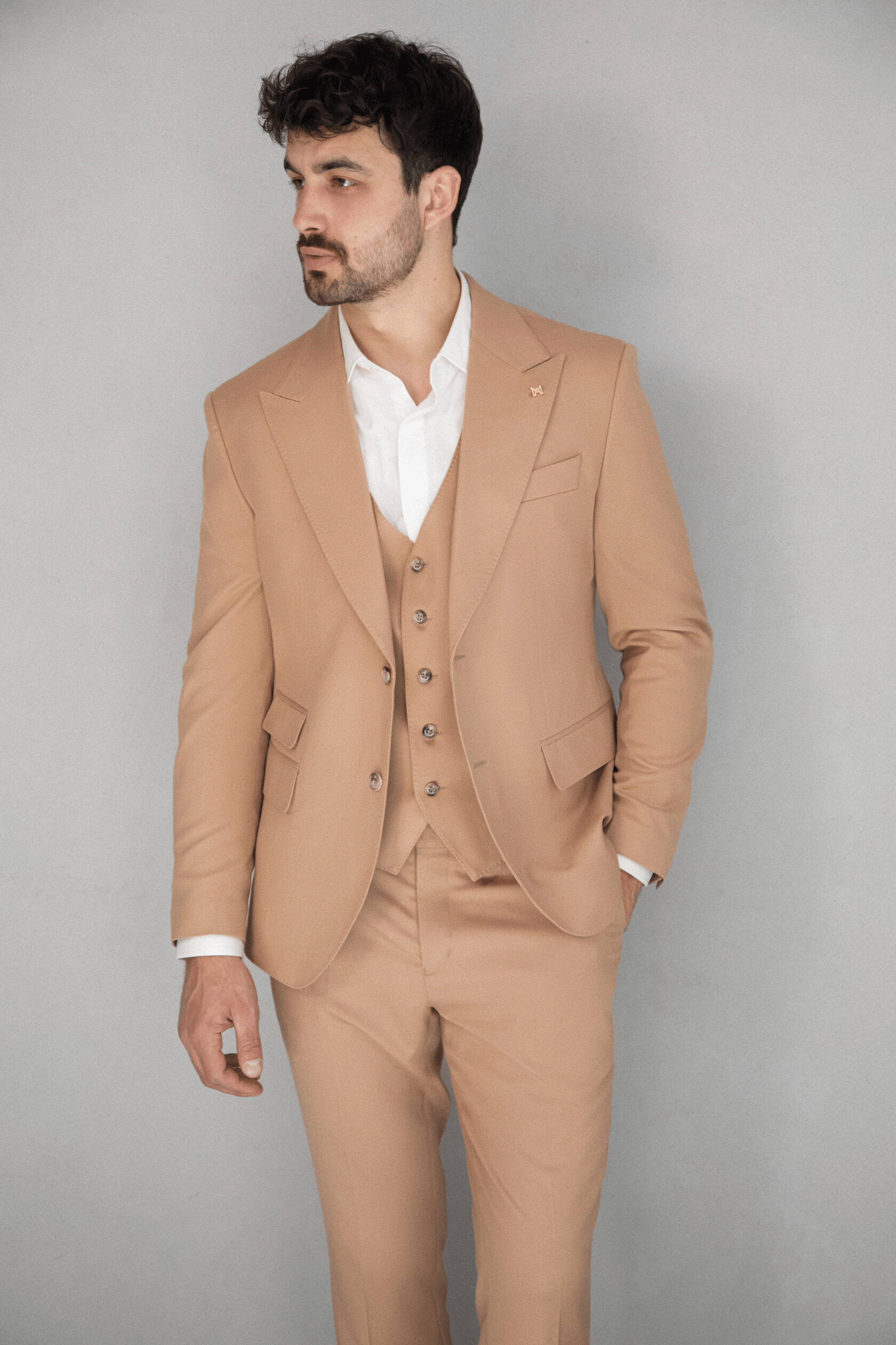 ceehuteey Men's 3-Pieces Fashion Classic Design Peak lapel Regular Fit Mens Suit (Blazer+vest+Pants)