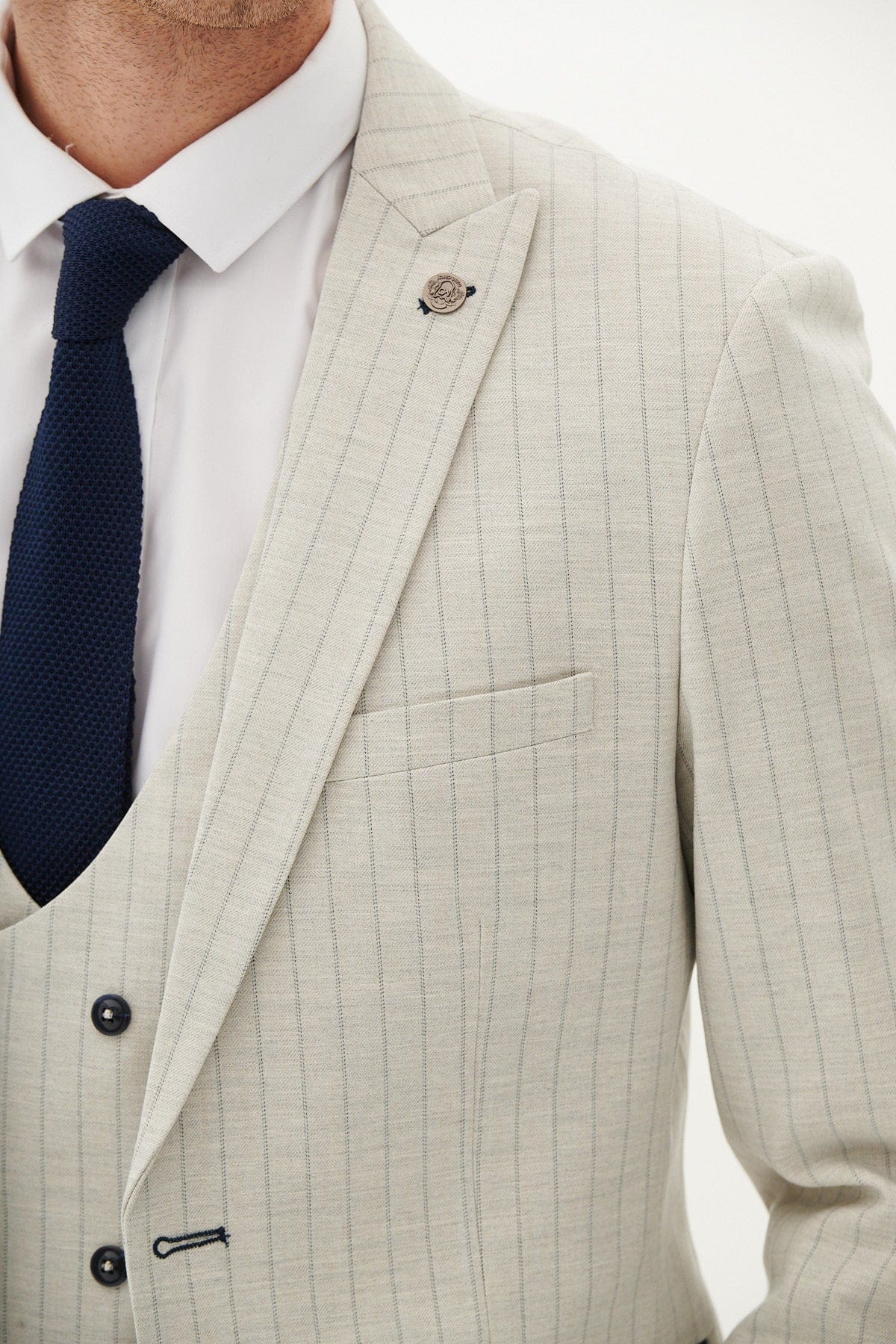 ceehuteey Men's 3 Pieces Fashion Formal vertical striped stylish multi-scene suit (Blazer+vest+Pants)