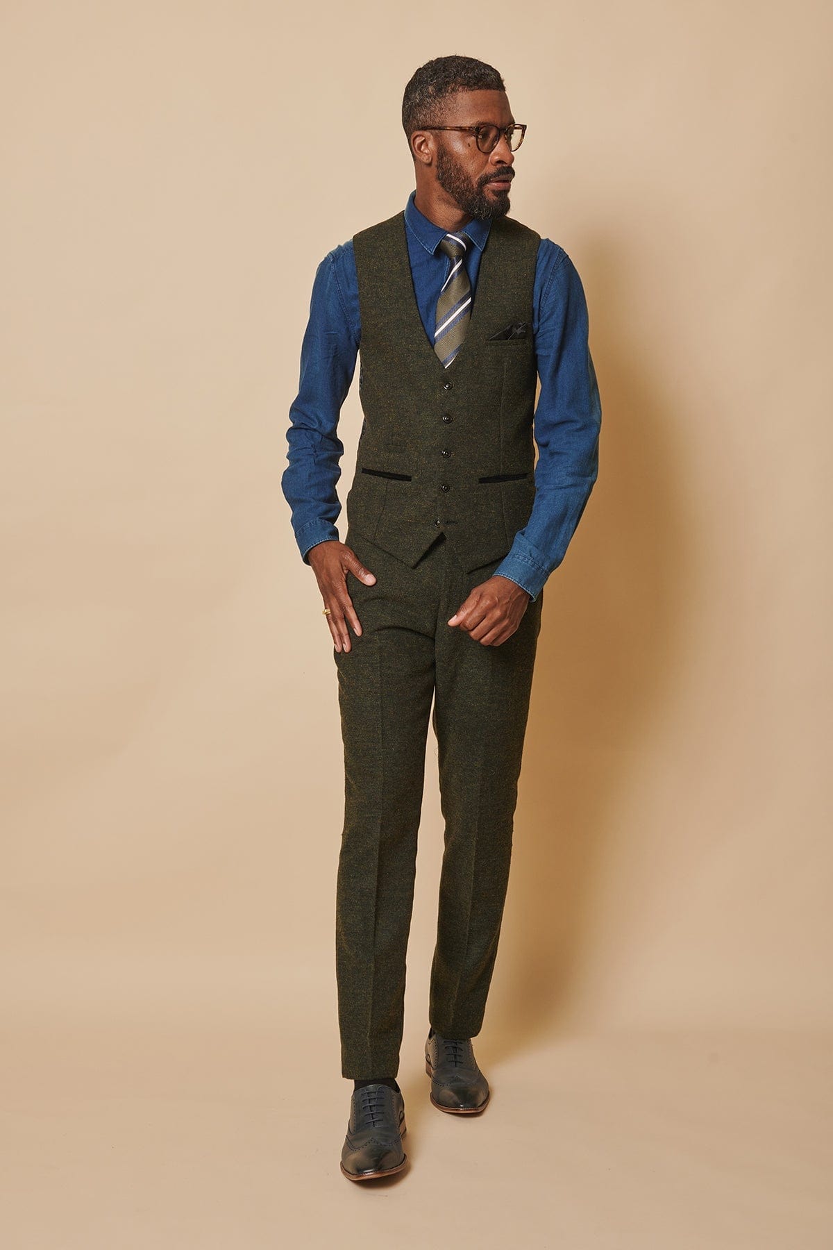 ceehuteey Men's 3 Pieces Olive Green Fashion Formal Tweed Wool Herringbone Notch Lapel Mens Suit (Blazer+vest+Pants)