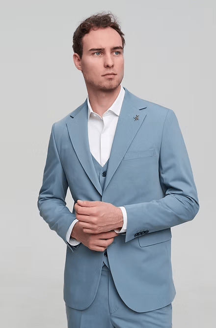 ceehuteey Men's classic three-piece suit in blue Signature Fashion Notch Lapel Business Multiple Occasions Suit (Blazer+vest+Pants)