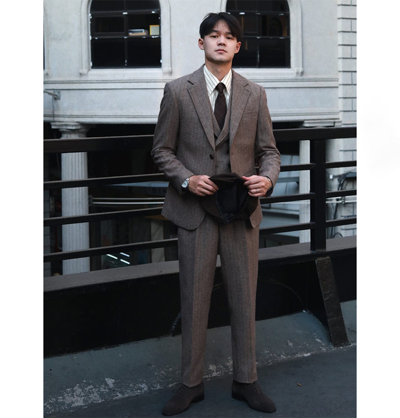 ceehuteey men’s classical herringbone suits 3 piece suits regular fit wedding groom suits (blazer+vest+pants)