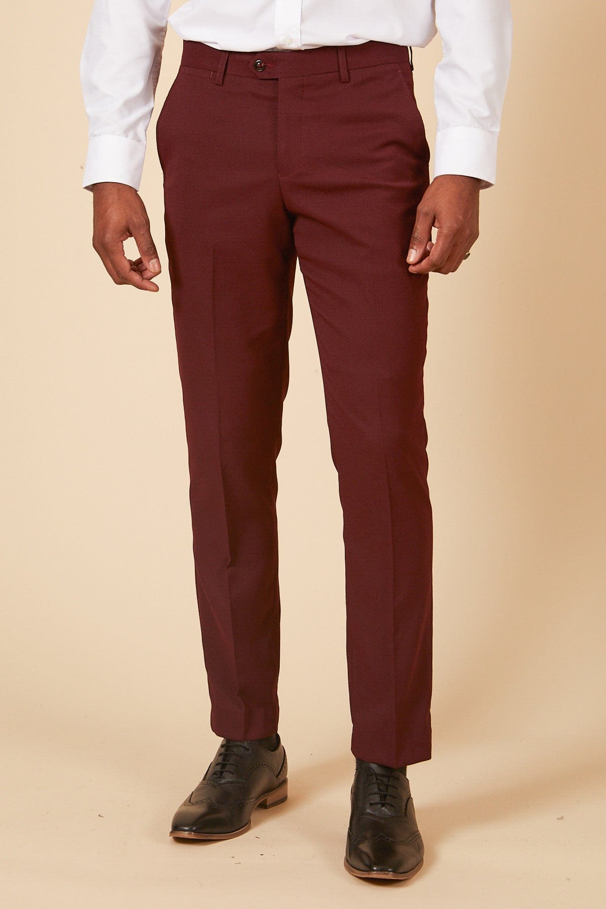 ceehuteey Men's Fashion three-piece Burgundy Suit in Signature Peak lapel Business Tuxedos(Blazer+vest+Pants)