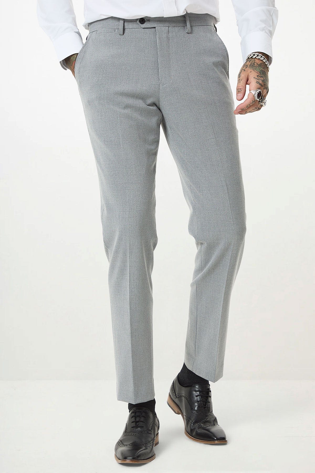 ceehuteey Men's Fashion three-piece Grey Plaid Suit in Signature Peak lapel Business Tuxedos(Blazer+vest+Pants)