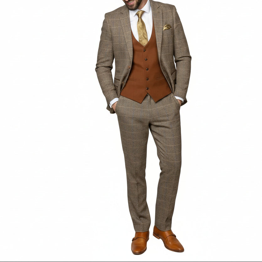 ceehuteey Fashionable Men's 3 piece Plaid Notch Lapel Double Breasted British style Multiple Occasions suits (Blazer+vest+Pants)