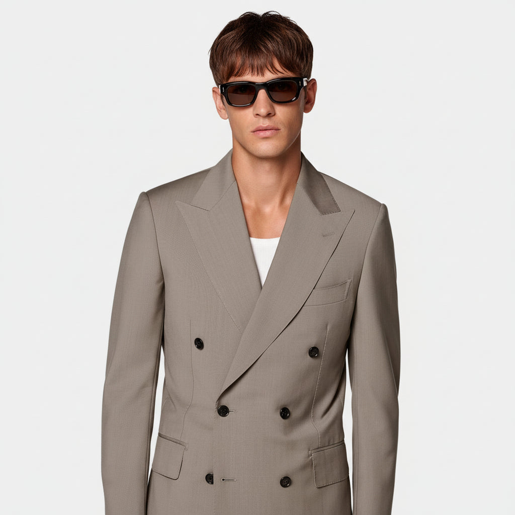 ceehuteey Men's 2 Pieces Double Breasted Peak lapel Multiple occasions Mens Suit (Blazer+Pants)