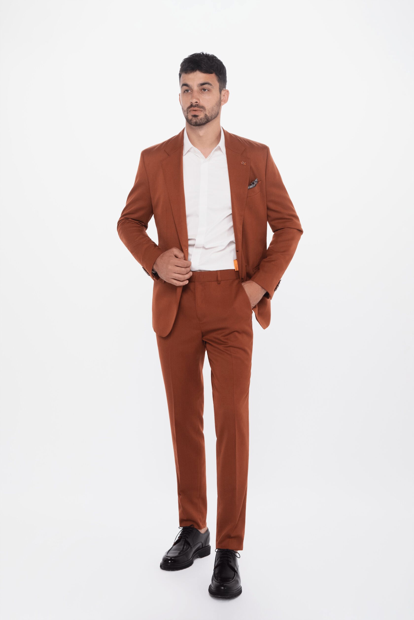 ceehuteey Men's 2 Pieces Fashion Peak lapel Regular Fit Mens Suit (Blazer+Pants)