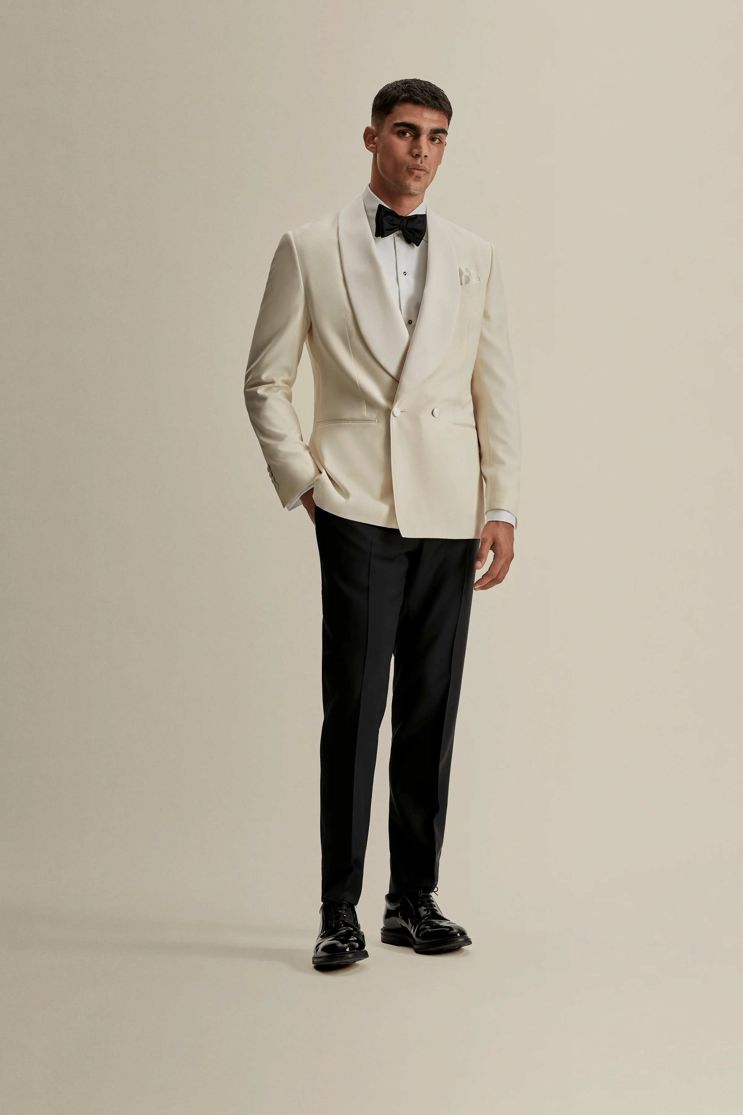 ceehuteey Men's 2 Pieces Shawl Lapel Formal Fashion Double Breasted Tuxedos For Wedding (Blazer+Pants)