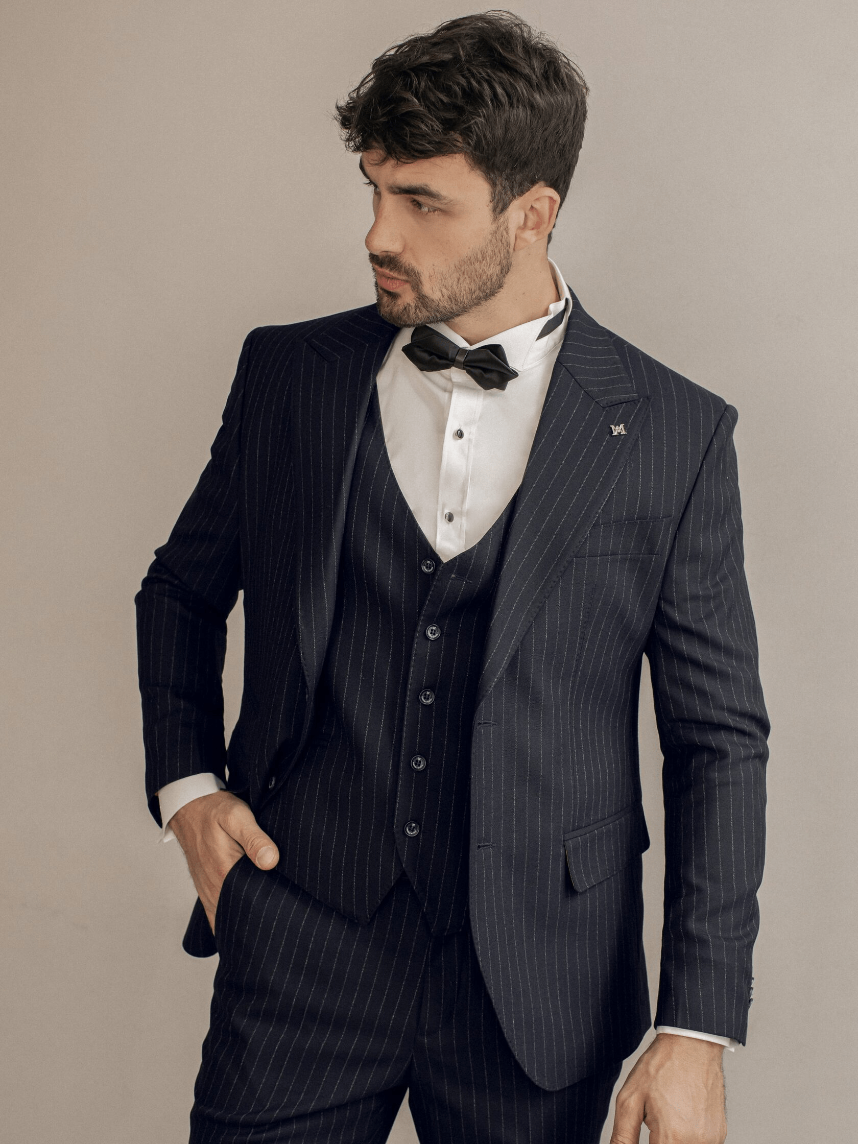 ceehuteey Men's 3 Pieces Striped Business Fashion Peak lapel  Mens Suits (Blazer+vest+Pants)