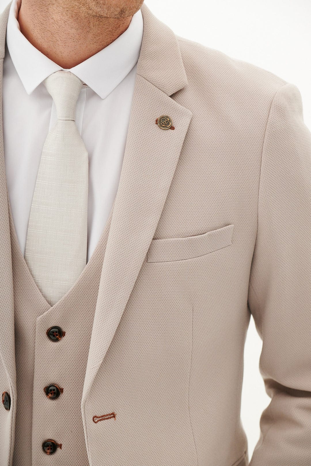 ceehuteey Men's Classic Fashion three-piece Suit in Beige Signature Fashion Notch Lapel Multiple Occasions Tuxedos For Wedding (Blazer+vest+Pants)