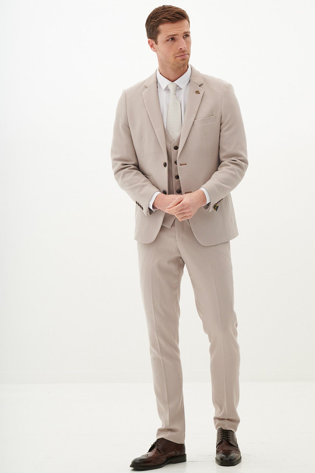 ceehuteey Men's Classic Fashion three-piece Suit in Beige Signature Fashion Notch Lapel Multiple Occasions Tuxedos For Wedding (Blazer+vest+Pants)