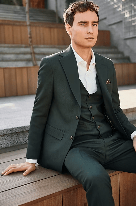 ceehuteey Men's classic three-piece suit in teal Signature Fashion Notch Lapel Business Multiple Occasions Suit (Blazer+vest+Pants)