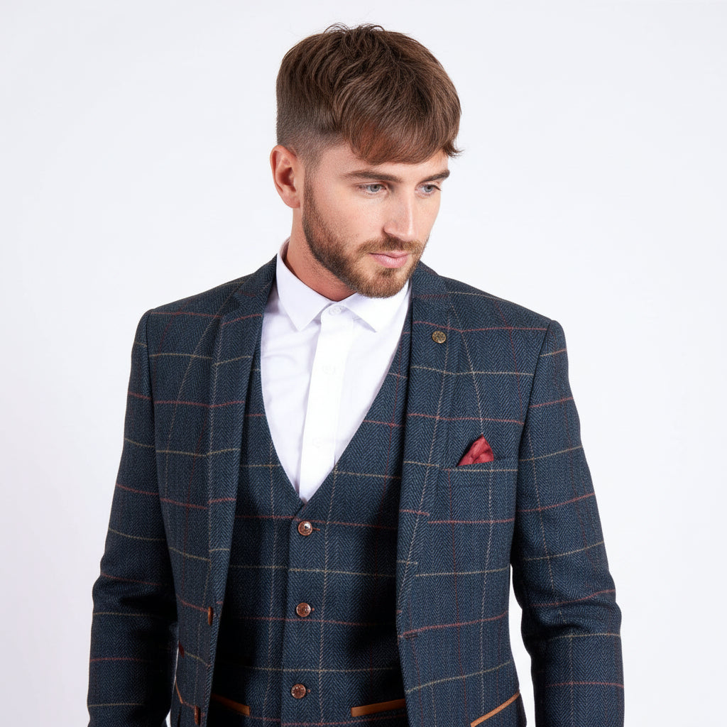 ceehuteey Men's Fashion 3 piece Plaid Blue Peak Lapel Double Breasted Multiple Occasions suit (Blazer+vest+Pants)