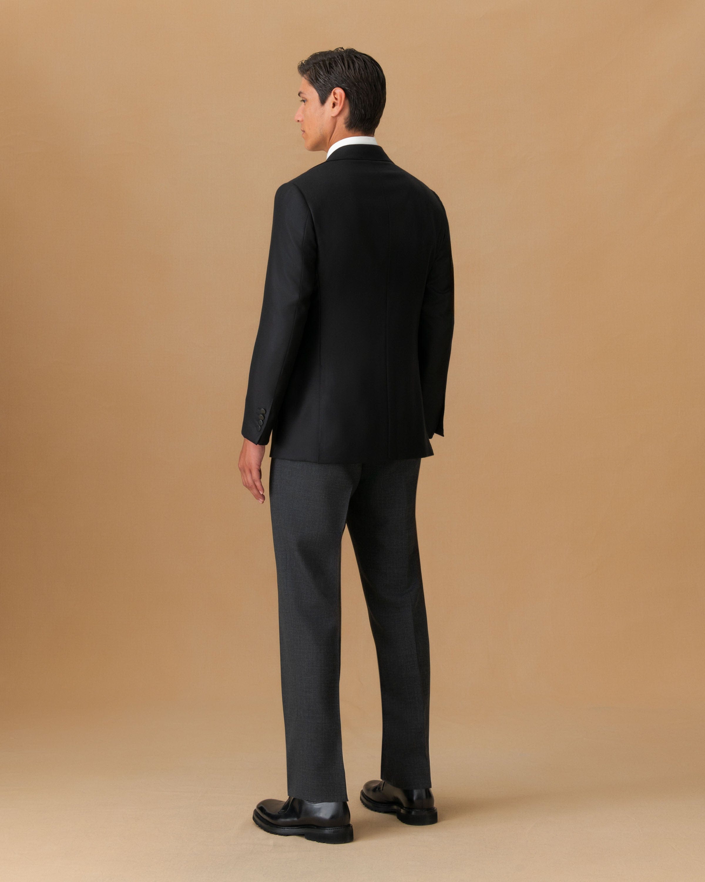 ceehuteey Men's Fashion Bussiness two-piece Suit in Black Peak Lapel Multiple Occasions Tuxedos  (Blazer+Pants)