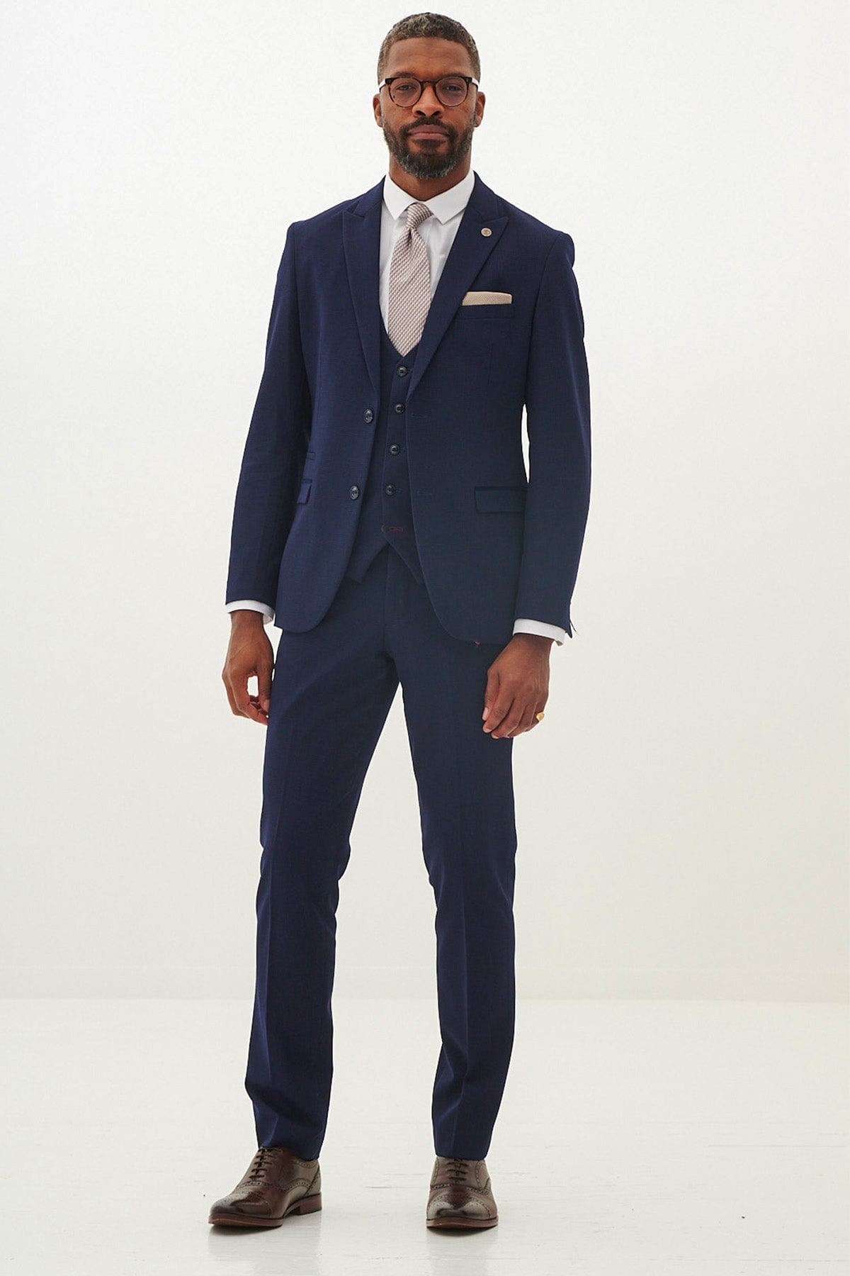 ceehuteey Men's Fashion three-piece Navy Suit in Signature Peak lapel Business Tuxedos(Blazer+vest+Pants)